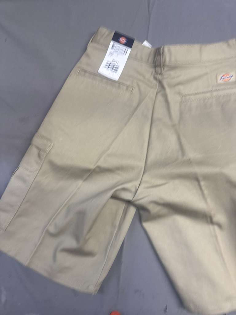 Dickies Men's 11 Inch Relaxed Fit Lightweight Ripstop Cargo Short