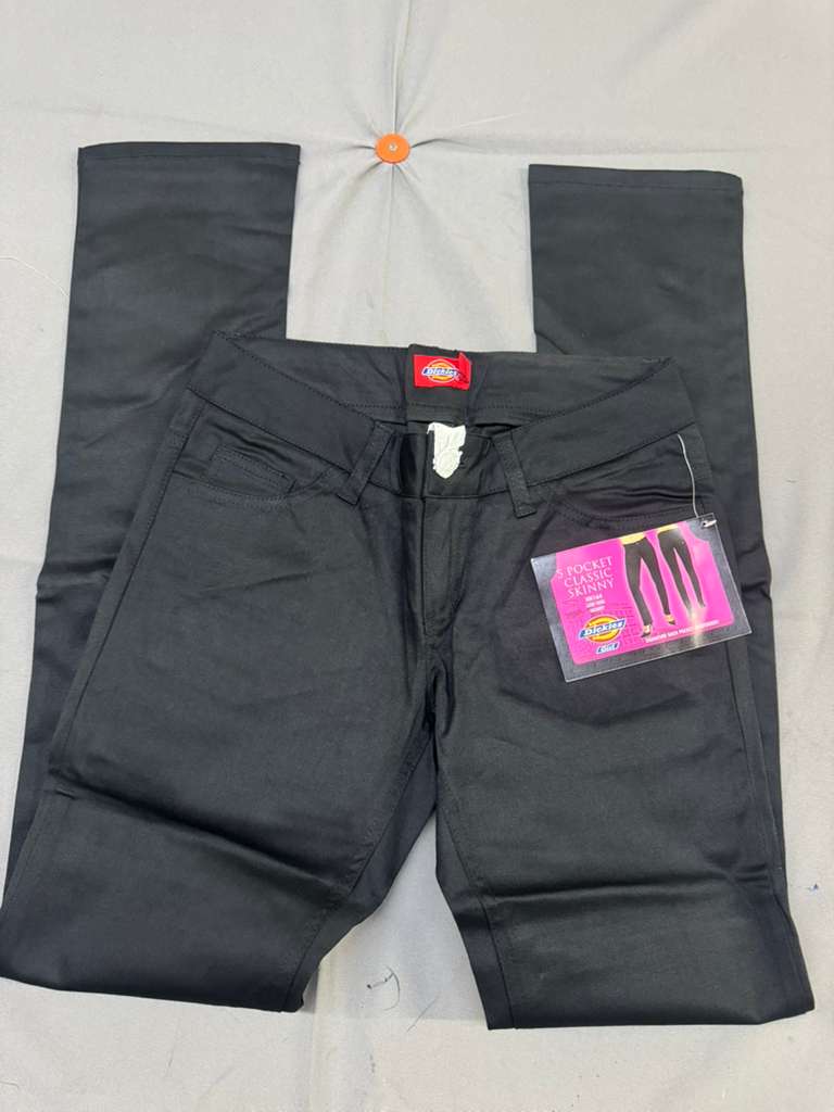 Dickies Girl Junior's Classic 5 Pocket Skinny Pant
