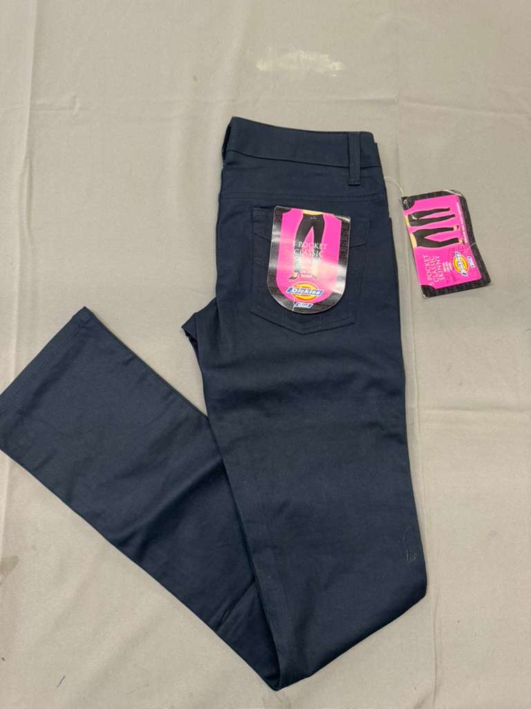 Dickies Girl Junior's Classic 5 Pocket Skinny Pant