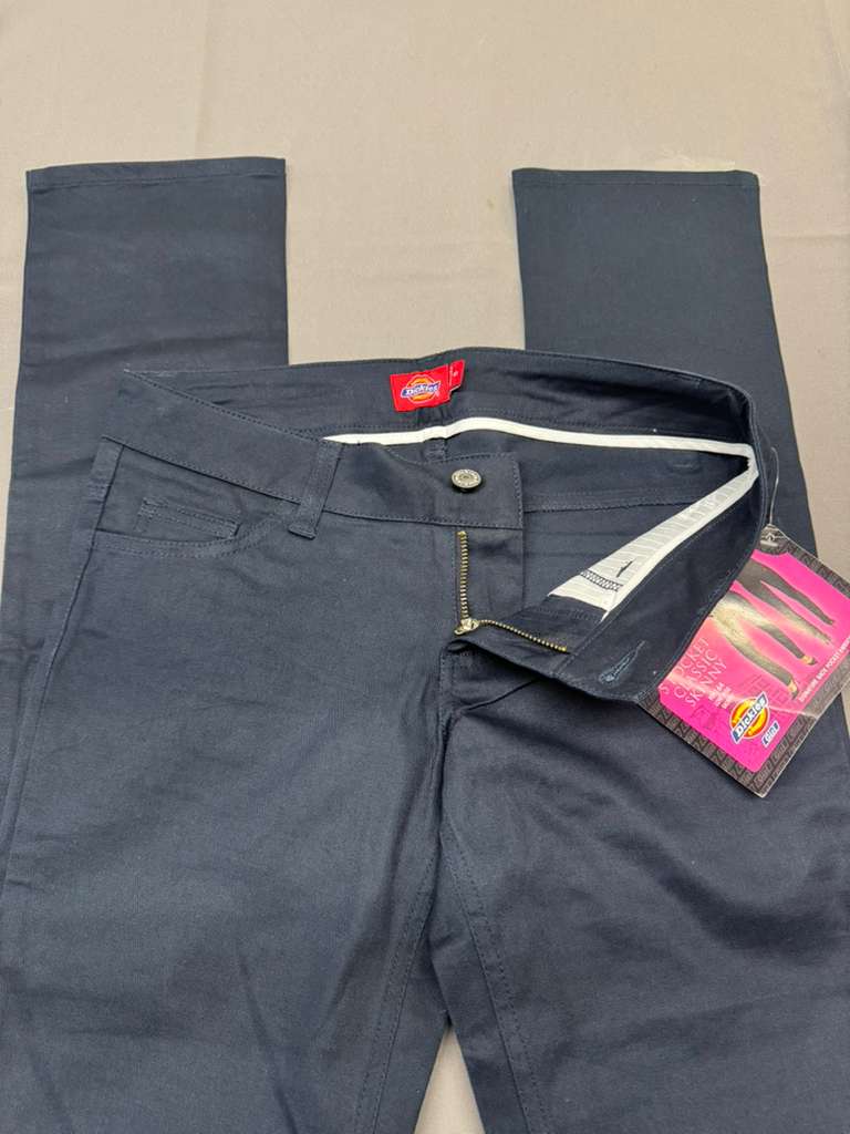 Dickies Girl Junior's Classic 5 Pocket Skinny Pant